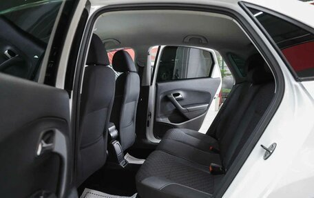 Volkswagen Polo VI (EU Market), 2019 год, 995 000 рублей, 6 фотография