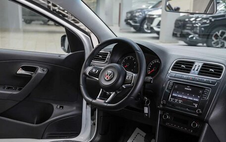 Volkswagen Polo VI (EU Market), 2019 год, 995 000 рублей, 9 фотография