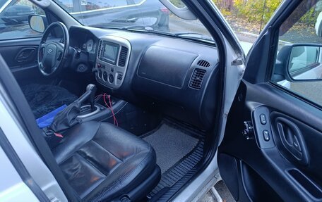 Ford Maverick, 2005 год, 710 000 рублей, 8 фотография