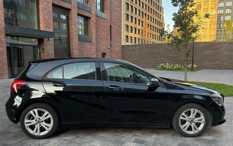 Mercedes-Benz A-Класс, 2017 год, 1 345 000 рублей, 10 фотография