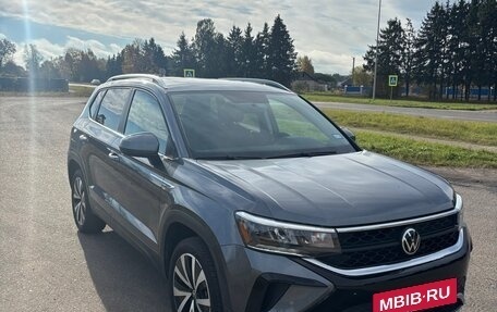 Volkswagen Taos, 2022 год, 1 700 000 рублей, 2 фотография