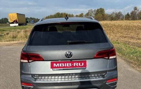 Volkswagen Taos, 2022 год, 1 700 000 рублей, 6 фотография