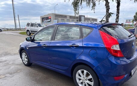 Hyundai Solaris II рестайлинг, 2012 год, 770 000 рублей, 5 фотография