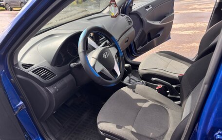 Hyundai Solaris II рестайлинг, 2012 год, 770 000 рублей, 13 фотография