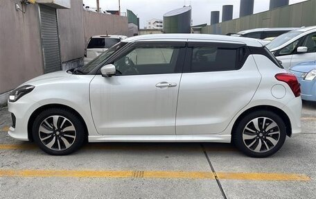 Suzuki Swift V, 2023 год, 1 062 000 рублей, 6 фотография