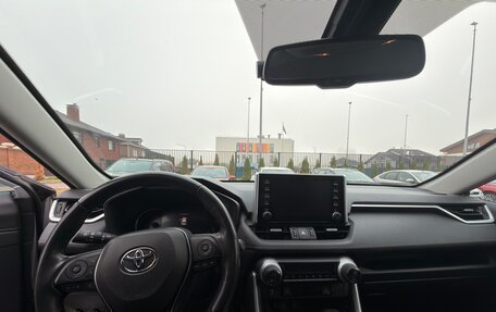 Toyota RAV4, 2021 год, 3 700 000 рублей, 11 фотография