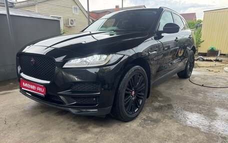 Jaguar F-Pace, 2016 год, 2 200 000 рублей, 1 фотография