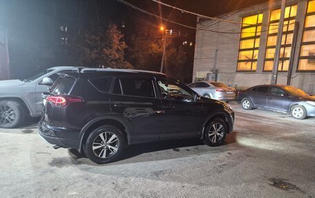 Toyota RAV4, 2015 год, 1 950 000 рублей, 7 фотография