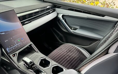 Geely Atlas, 2024 год, 2 750 000 рублей, 5 фотография