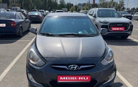 Hyundai Solaris II рестайлинг, 2013 год, 650 000 рублей, 5 фотография