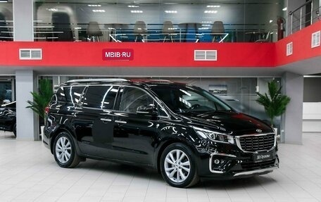 KIA Carnival III, 2019 год, 2 650 000 рублей, 3 фотография
