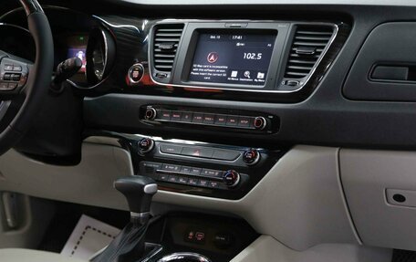 KIA Carnival III, 2019 год, 2 650 000 рублей, 13 фотография