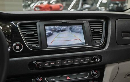 KIA Carnival III, 2019 год, 2 650 000 рублей, 12 фотография