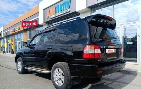 Toyota Land Cruiser 100 рестайлинг 2, 2007 год, 1 785 000 рублей, 5 фотография