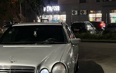 Mercedes-Benz E-Класс, 1996 год, 183 000 рублей, 6 фотография