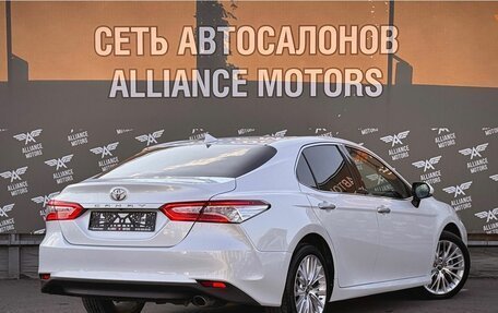 Toyota Camry, 2018 год, 2 395 000 рублей, 8 фотография