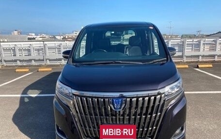 Toyota Esquire I, 2021 год, 1 849 000 рублей, 2 фотография
