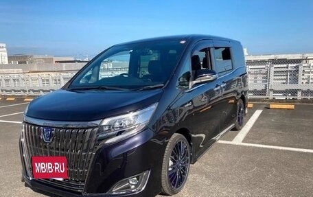 Toyota Esquire I, 2021 год, 1 849 000 рублей, 3 фотография