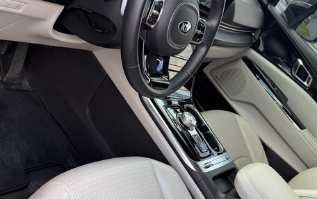 KIA Carnival, 2020 год, 4 500 000 рублей, 9 фотография