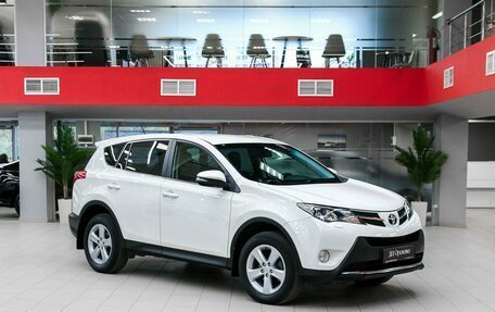 Toyota RAV4, 2013 год, 1 790 000 рублей, 3 фотография