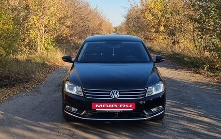 Volkswagen Passat B7, 2013 год, 1 000 000 рублей, 2 фотография