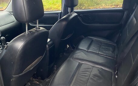 Ford Maverick, 2006 год, 430 000 рублей, 26 фотография
