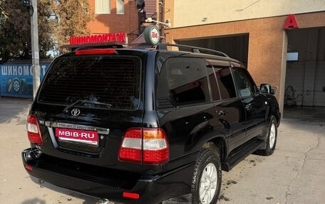 Toyota Land Cruiser 100 рестайлинг 2, 2004 год, 2 000 000 рублей, 4 фотография