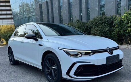 Volkswagen Golf VIII, 2023 год, 2 100 000 рублей, 2 фотография