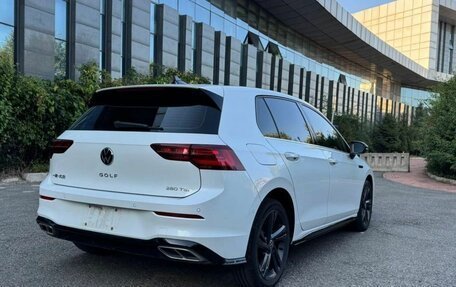 Volkswagen Golf VIII, 2023 год, 2 100 000 рублей, 5 фотография
