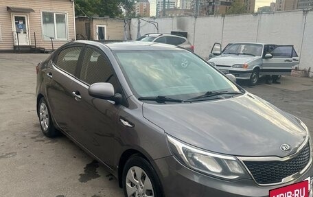 KIA Rio III рестайлинг, 2016 год, 690 000 рублей, 4 фотография