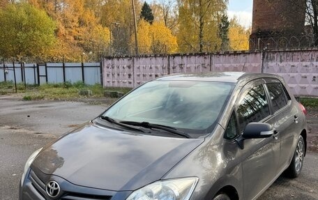 Toyota Auris II, 2012 год, 780 000 рублей, 1 фотография