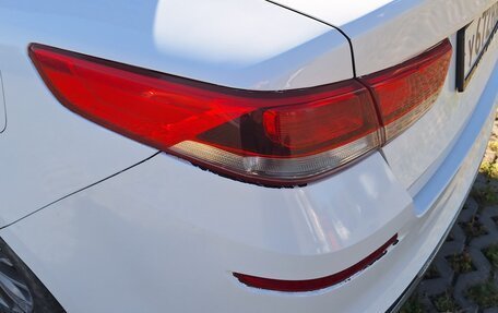 KIA Optima IV, 2018 год, 900 000 рублей, 5 фотография