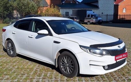 KIA Optima IV, 2018 год, 900 000 рублей, 2 фотография