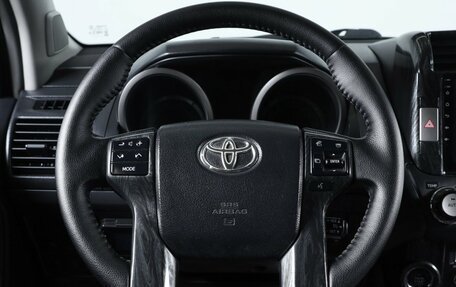 Toyota Land Cruiser Prado 150 рестайлинг 2, 2010 год, 2 999 000 рублей, 12 фотография