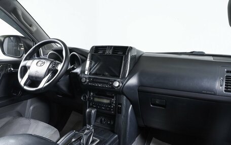 Toyota Land Cruiser Prado 150 рестайлинг 2, 2010 год, 2 999 000 рублей, 10 фотография