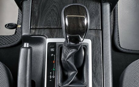 Toyota Land Cruiser Prado 150 рестайлинг 2, 2010 год, 2 999 000 рублей, 16 фотография