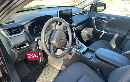 Toyota RAV4, 2020 год, 4 000 000 рублей, 7 фотография