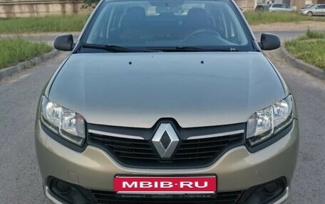 Renault Logan II, 2016 год, 450 000 рублей, 7 фотография
