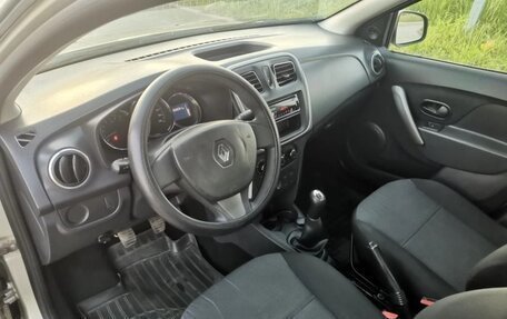 Renault Logan II, 2016 год, 450 000 рублей, 19 фотография