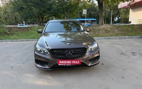 Mercedes-Benz E-Класс, 2013 год, 2 000 000 рублей, 1 фотография