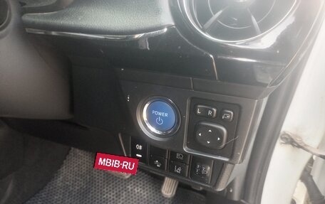 Toyota Corolla, 2018 год, 1 375 000 рублей, 8 фотография