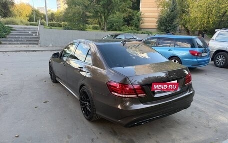 Mercedes-Benz E-Класс, 2013 год, 2 000 000 рублей, 3 фотография