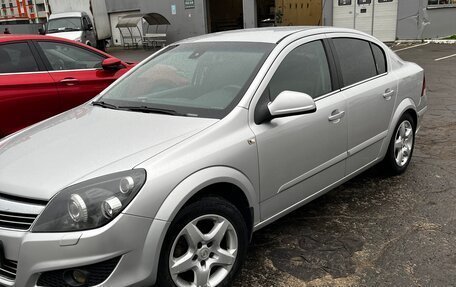 Opel Astra H, 2012 год, 690 000 рублей, 1 фотография