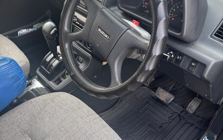 Suzuki Escudo III, 1993 год, 550 000 рублей, 3 фотография