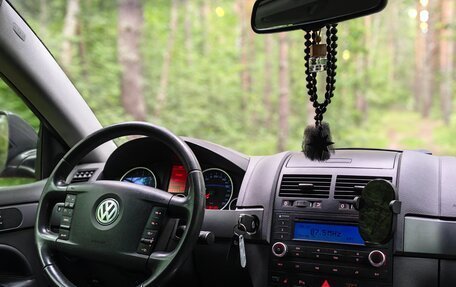 Volkswagen Touareg III, 2009 год, 1 000 000 рублей, 11 фотография