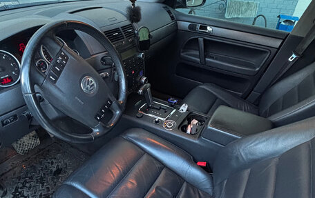 Volkswagen Touareg III, 2009 год, 1 000 000 рублей, 25 фотография