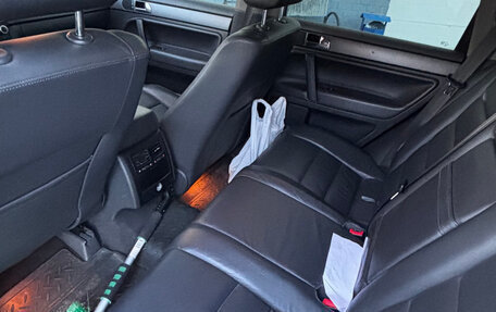 Volkswagen Touareg III, 2009 год, 1 000 000 рублей, 24 фотография