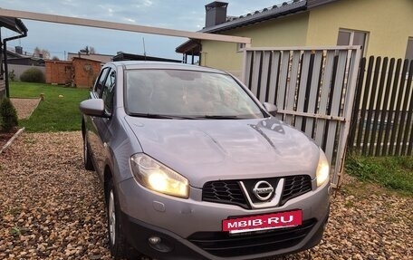 Nissan Qashqai, 2011 год, 850 000 рублей, 2 фотография