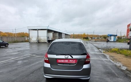 Honda Fit III, 2003 год, 320 000 рублей, 3 фотография