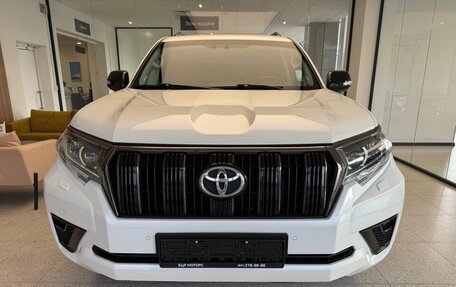 Toyota Land Cruiser Prado 150 рестайлинг 2, 2020 год, 5 590 000 рублей, 2 фотография